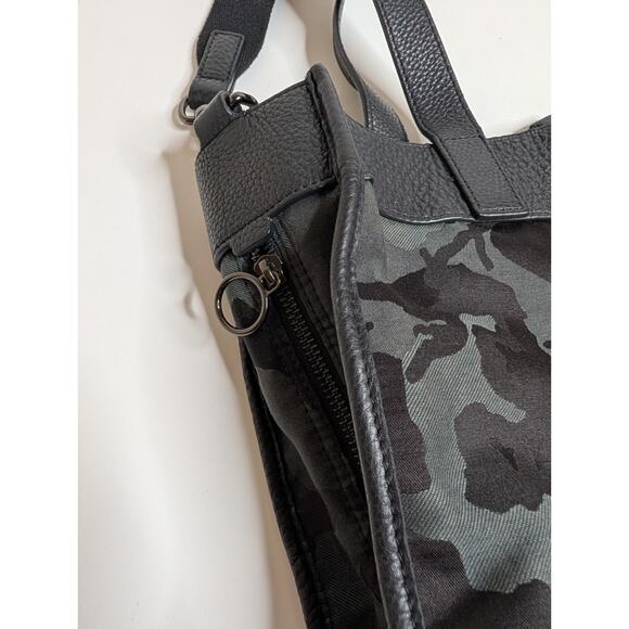 Lululemon Now and Always Tote Bag 15L Black Gray Camo - Picture 5 of 12